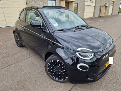 Fiat 500C Location Cabriolet  Automatique   100% Electrique 49€ / Jour