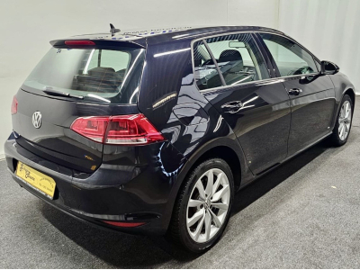 Volkswagen Golf 1.6 TDI Highline ACC NAVI