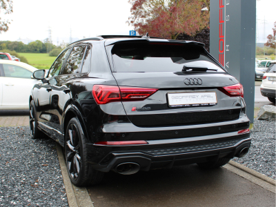 Audi RSQ3 2.5 TFSI QUATTRO RS SITZE PANO CUIR NAVI 1 HAND