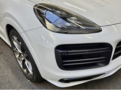 Porsche Cayenne 4.0 TURBO PSCB SPORT DESIGN CARBON Hinterradlenkung Roues Directionnels arrière