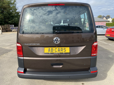 Volkswagen T6 Transporter 2.0 tdi 150 DSG7 8 Places Navi