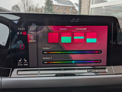 Volkswagen Golf 1.0 eTSI DSG CARPLAY CAMERA SIEGES + VOLANT CHAUFF