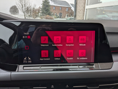 Volkswagen Golf 1.0 eTSI DSG CARPLAY CAMERA SIEGES + VOLANT CHAUFF