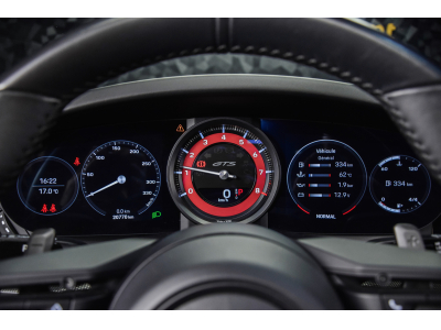 Porsche 992 Carrera 4 GTS Cabriolet PDK