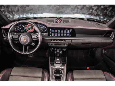 Porsche 992 Carrera 4 GTS Cabriolet PDK