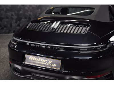 Porsche 992 Carrera 4 GTS Cabriolet PDK
