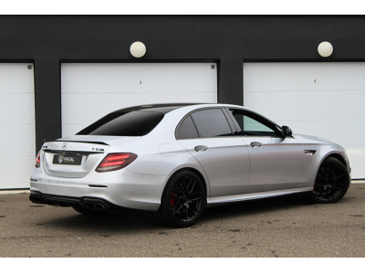 Mercedes-Benz E 63 AMG 63 S 4MATIC+ | IRIDIUM SILBER | CARBON |