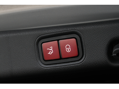 Mercedes-Benz E 63 AMG 63 S 4MATIC+ | IRIDIUM SILBER | CARBON |