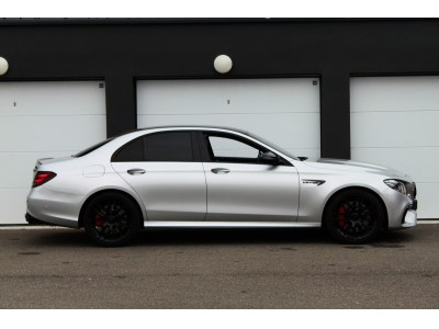 Mercedes-Benz E 63 AMG 63 S 4MATIC+ | IRIDIUM SILBER | CARBON |
