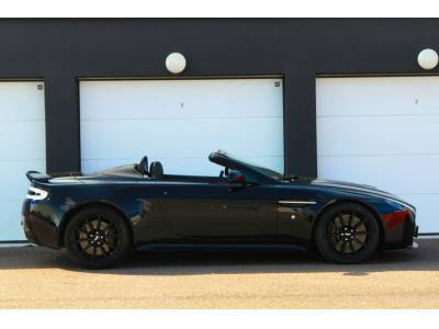 Aston Martin V12 Vantage S ROADSTER | LLD 1490e/Mois | ULTRAMARINE | CAMERA | PIANO BLACK | PPF