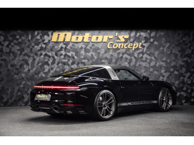 Porsche 992 TARGA 4 GTS PDK EDITION 50 YEARS PORSCHE DESIGN 1/750