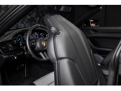 Porsche 992 TARGA 4 GTS PDK EDITION 50 YEARS PORSCHE DESIGN 1/750