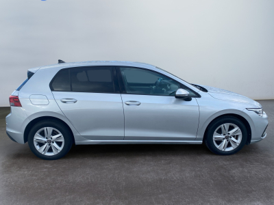 Volkswagen Golf 1.0 TSI LIFE