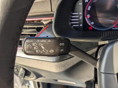 Skoda Scala 1.0 TSI MONTE CARLO TOIT PANO CARPLAY CAMERA