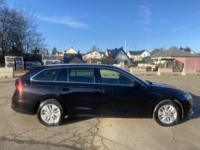 Skoda Octavia 2.0 TDi SCR DSG LED Camera Apple Car Play