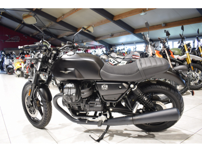 Moto Guzzi V 7 STONE IV ABS STONE BLACK