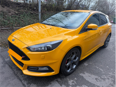 Ford Focus 2.0 Essence 250 ST