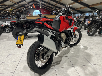 MV Agusta Enduro Veloce 950