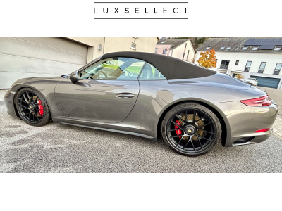 Porsche 911 CARRERA 4 GTS CABRIOLET