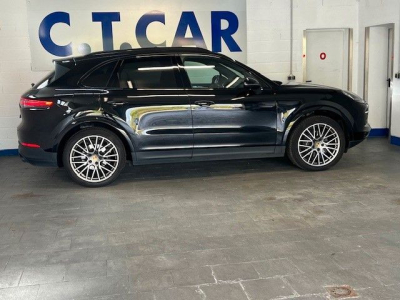 Porsche Cayenne Platinum Edition -1Hand