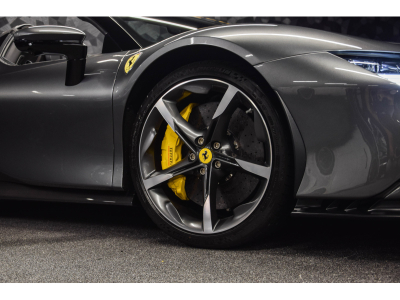 Ferrari SF90 Spider Spider
