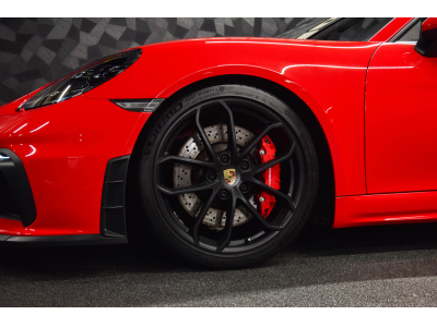 Porsche 718 Spyder 4.0 PDK