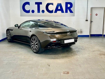 Aston Martin DB11 4.0 V8 Coupé