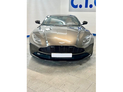 Aston Martin DB11 4.0 V8 Coupé