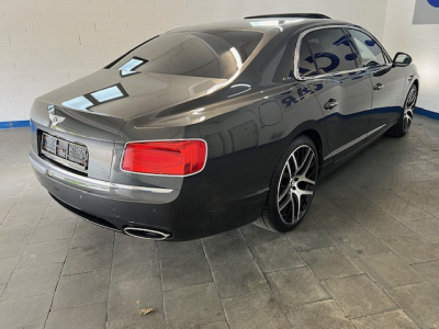 Bentley Flying Spur 6.0 W12 Autom.VOLL- TOP