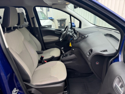 Ford Tourneo Courier FORD TOURNEO COURIER TITANIUM PDC BLUETOOTH SHZ