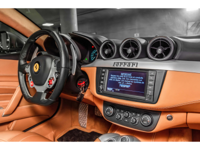 Ferrari FF V12 6.3 4x4 / SERVICE FERRARI / TOP ZUSTAND