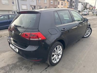 Volkswagen Golf VII 1.6 TDI HIGHLINE 110