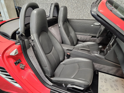 Porsche Boxster 2.7 AUTO NAVI CUIR XENON