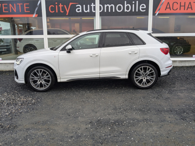 Audi Q3 2.0 TDI S-TRONIC S-LINE CARPLAY VIRTUAL SIEGES CHAUFF