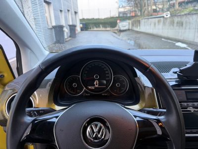 Volkswagen up! 1.0 ESSENCE 90 TSI