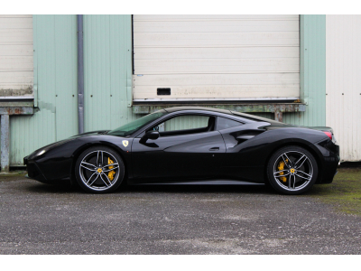 Ferrari 488 GTB | LLD 1990e/Mois NERO DAYTONA | LIFT | CAPRISTO | CARBON | LED | SEATS | JBL