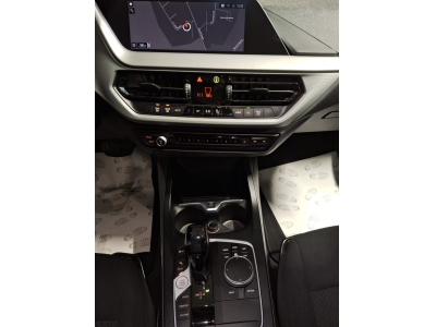 BMW 116 D AUTO LED NAVI