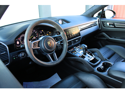 Porsche Cayenne Coupé E-Hybrid Platinium MY23 | LLD 1790e/Mois | 33k Options