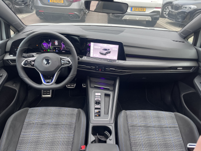 Volkswagen Golf GTE VIII /eHybrid/1.4 TSi (245cv)/Pano/ACC/18/Digital Cockpit/NaviLED