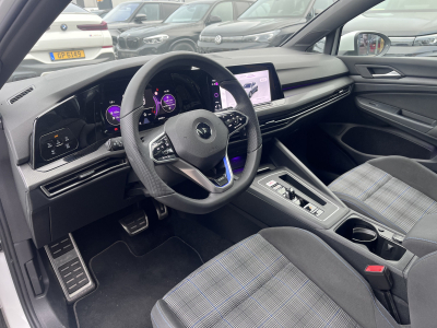 Volkswagen Golf GTE VIII /eHybrid/1.4 TSi (245cv)/Pano/ACC/18/Digital Cockpit/NaviLED