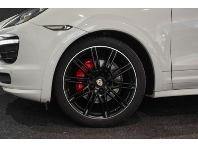 Porsche Cayenne GTS