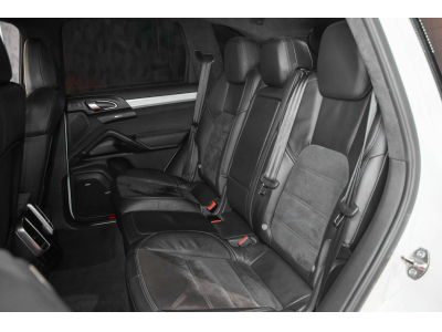Porsche Cayenne GTS
