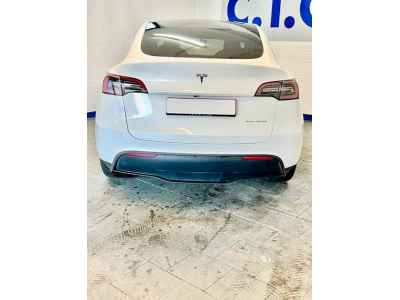 Tesla Model Y Long Range Dual AWD Leder Panorama