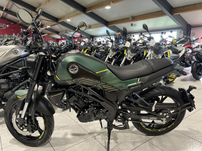 Benelli Leoncino 125