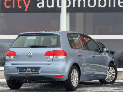 Volkswagen Golf 1.6 TDI BLUEMOTION CLIM AUTO VOLANT MULTI ATTACHE REMORQUE