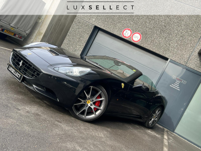 Ferrari California 4.3 V8 460 HP Nero Daytona / CarPlay / Magneride / 20