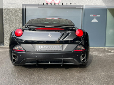 Ferrari California 4.3 V8 460 HP Nero Daytona / CarPlay / Magneride / 20