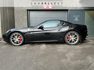 Ferrari California 4.3 V8 460 HP Nero Daytona / CarPlay / Magneride / 20