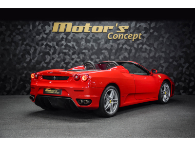 Ferrari F430 Spider V8