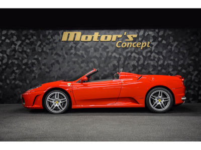 Ferrari F430 Spider V8